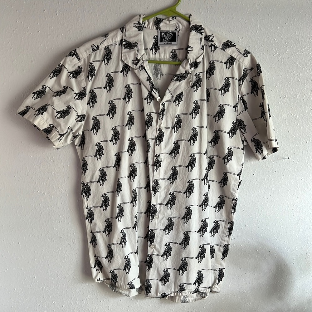 Shredder’s Digest Camp Collar Shirt White/Black Cowboy on Horseback Medium